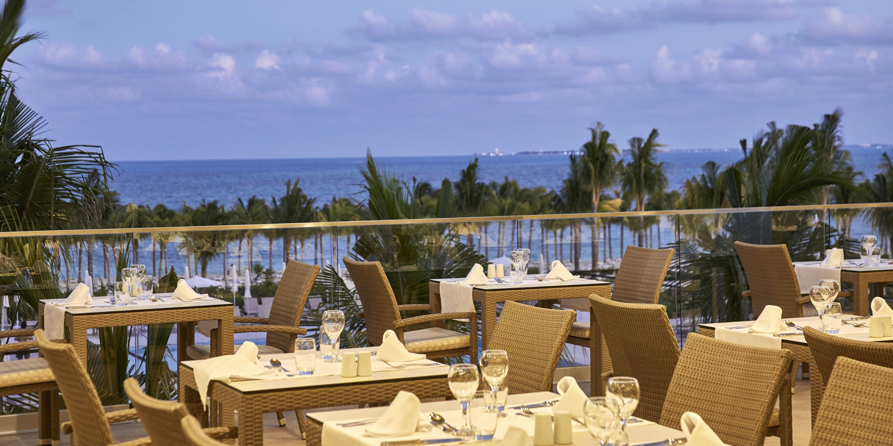 Riu Palace Costa Mujeres Terrace Restaurant